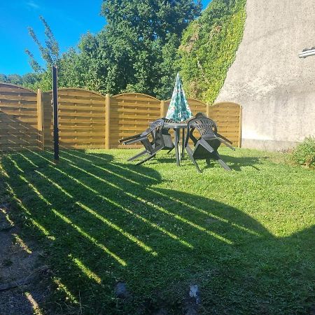Jolie Petite Maison Dans Village Fortifie Brigueuil Dış mekan fotoğraf